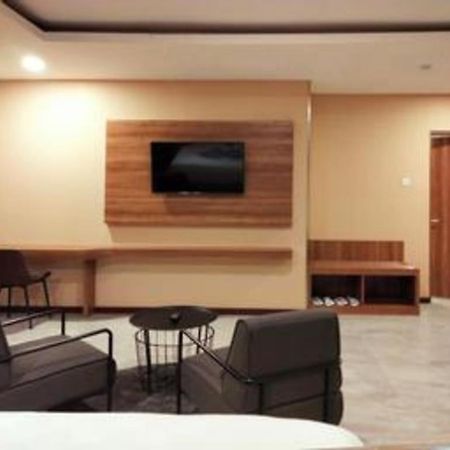 D'Anaya Hotel Богор Екстериор снимка